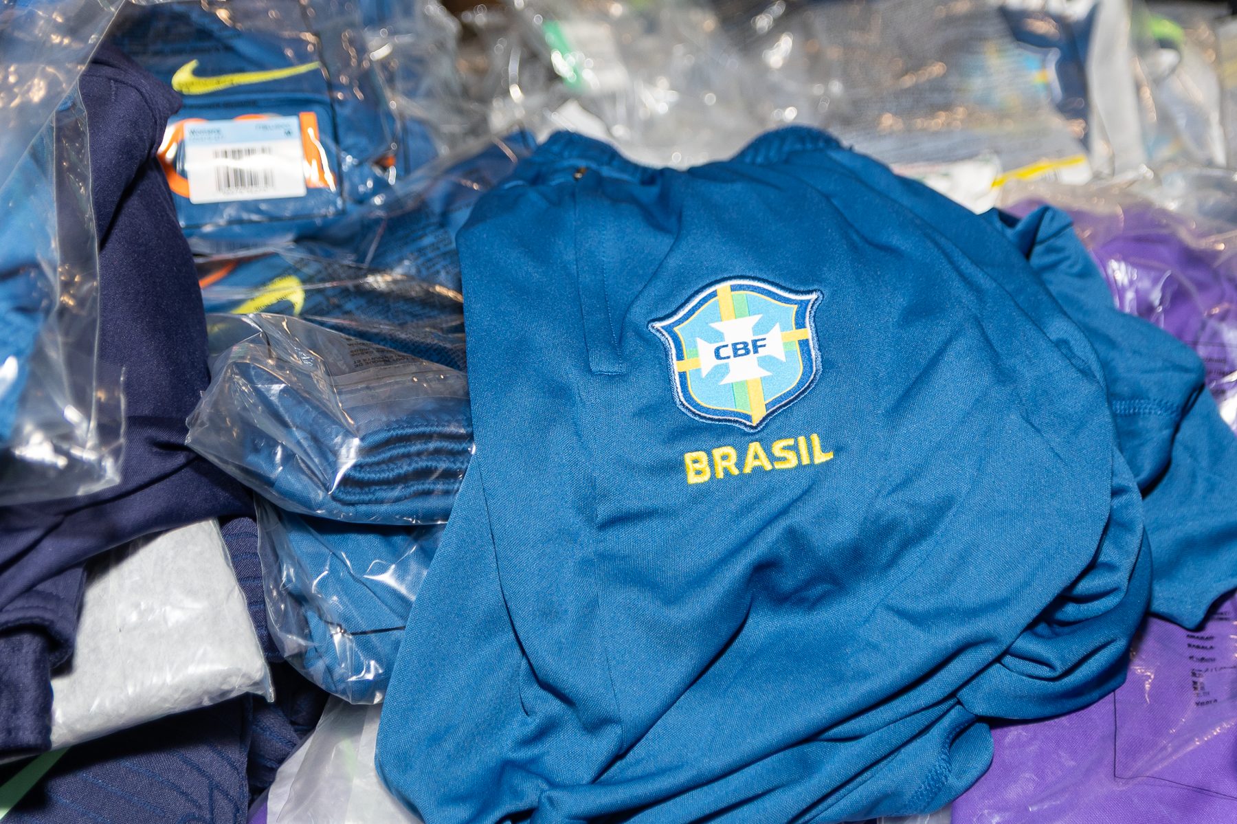 Camisas da Seleção Brasileira — brindes CBF