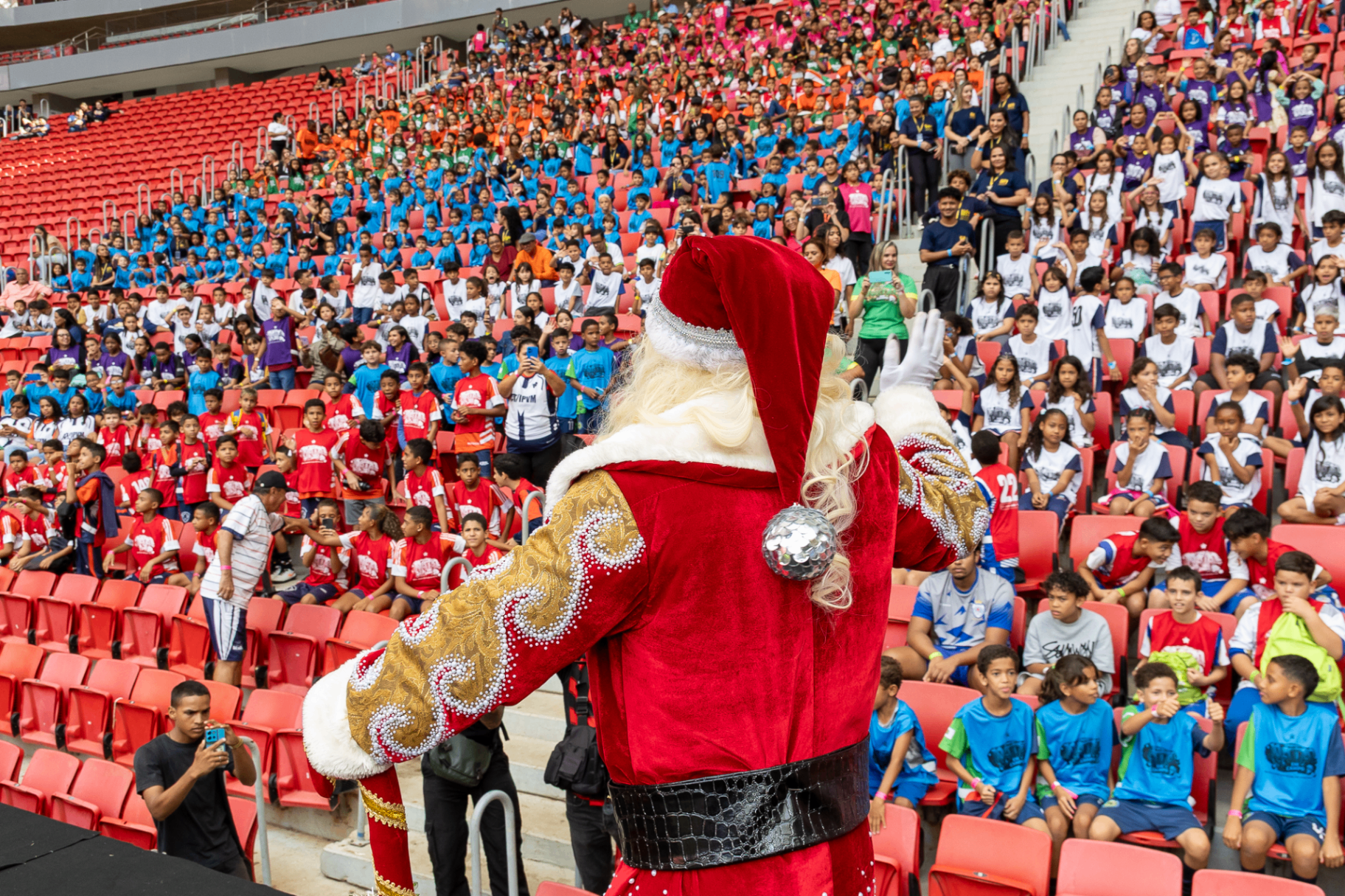 Papai Noel na arquibancada do Mané Garrincha